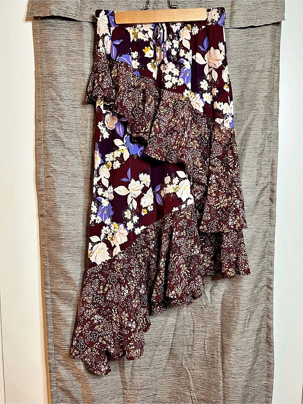 love,fire Floral High-Low Skirt Purple Brown cranberry Size XS/S Like New